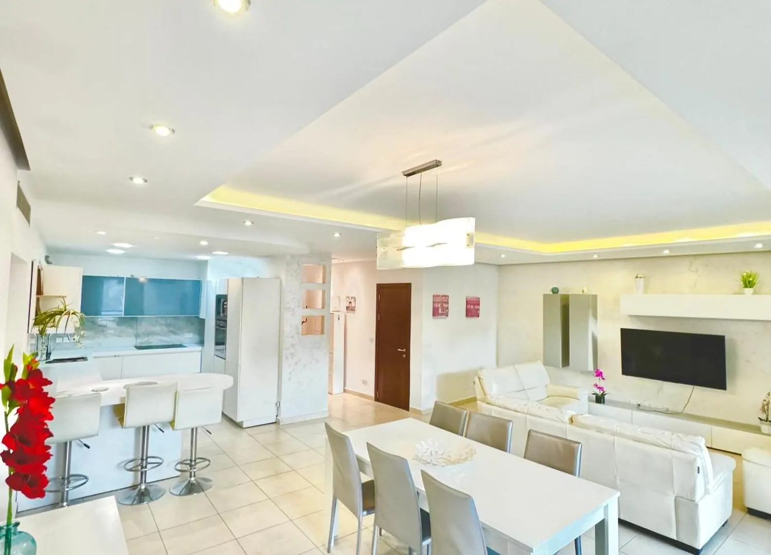 Pendergardens Huge Apartment Saint Julian's Malta